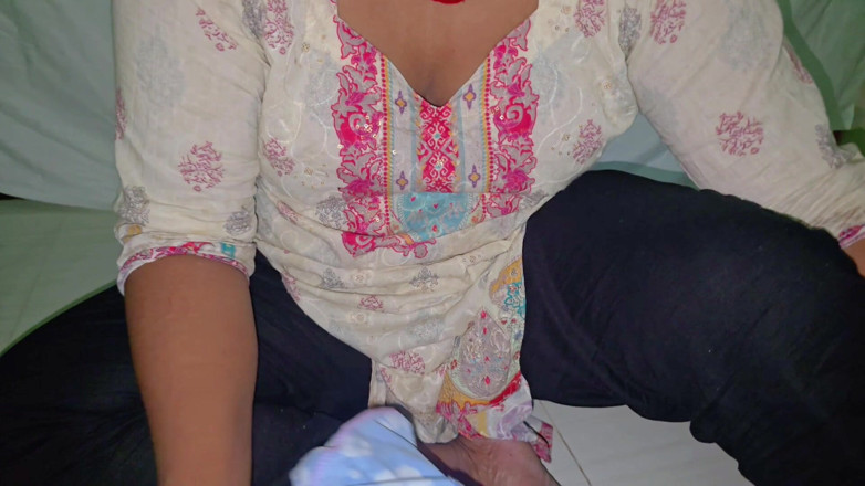 sweetpriya01: I Fucked the Beautiful Maid Alone in the Room and...