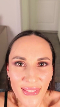 Napalone Minx Footjobs Wielki Kutas, Daje mokrej cipki przejebane i dostaje twarzy po blowjob POV