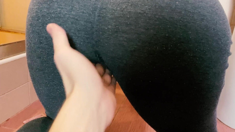 SweetAndFlow: Dotýkal se mé kundičky, dokud nechutnám