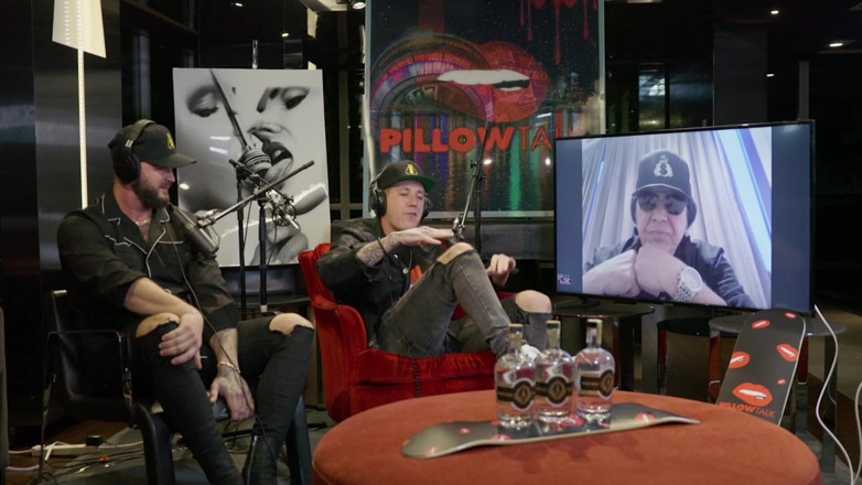 Pillow Talk: Gene Simmons s*x ve rock n' roll'da