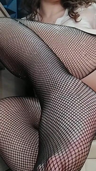 Saya suka bercinta keras saat suami saya tidak ada di rumah!