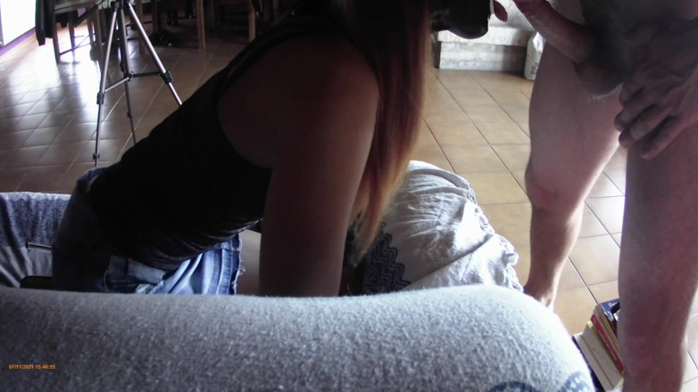 LauraOnHeels: Wearing pantyhose and stunning heels, throated and pussyfucked by a...