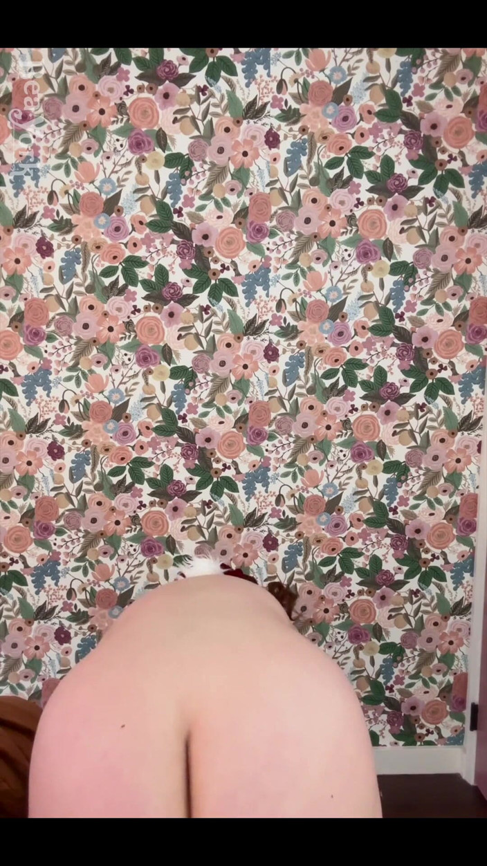 Bea York: Você gostaria de uma puta submissa tabu?
