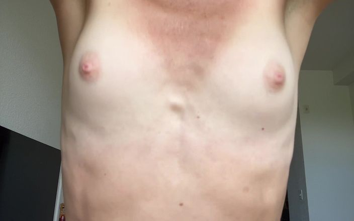 Elaina Button: Rebotando tetas 10 minutos de tetas naturales sacudiendo el pecho - primer...