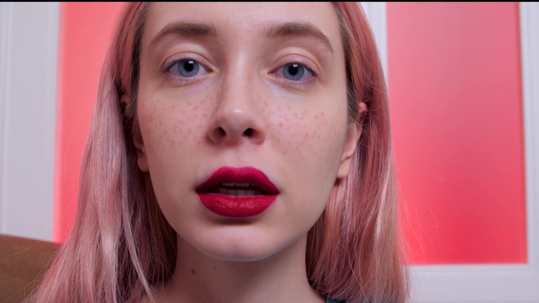 Loly Nebel Studio: Adoră-mi fața, jucărie mică