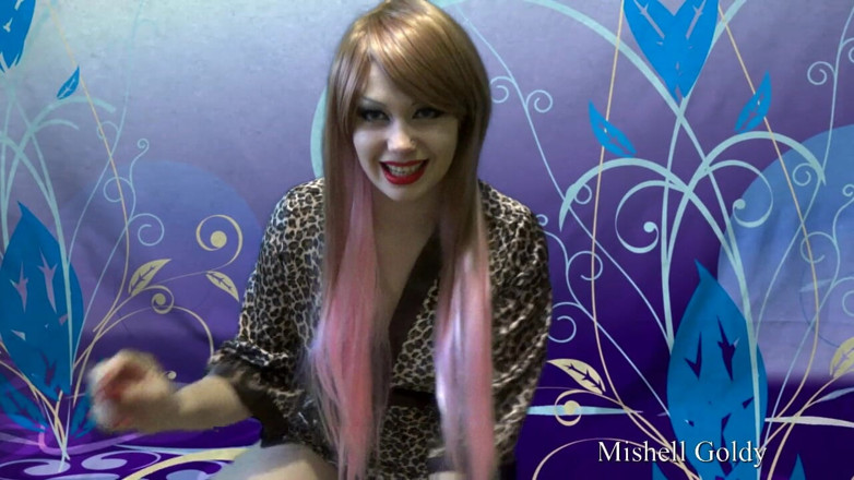 Goddess Misha Goldy: Seksi bacaklarımın her yerine boşal!