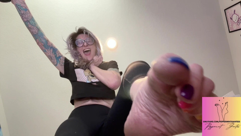 Peppermint Giantess: Giantess Breaks in Your Home Dominate N Takeover