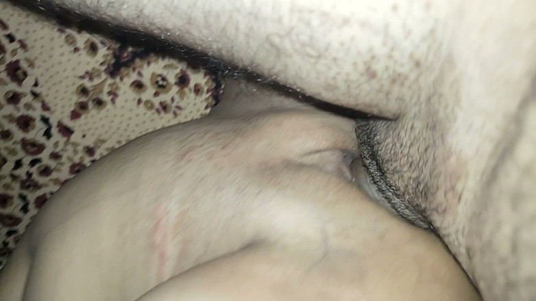 Rakshit Radhika: Studentessa indiana viene scopata dal fratellastro dopo essere tornata a...