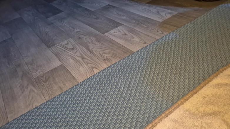 Mr D and Miss C: Isteri amatur miang suka bermain dengan dua zakar