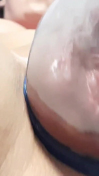 Úžasná napumpovaná obří kundička