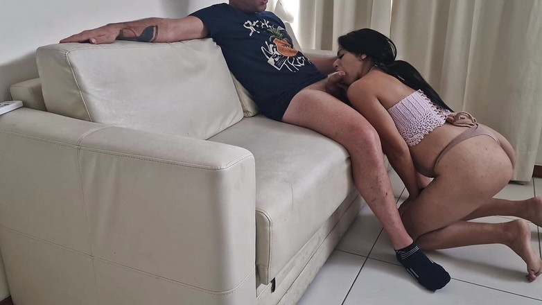 Latinascachondas: Puedes elegir follar a la rubia o la morena