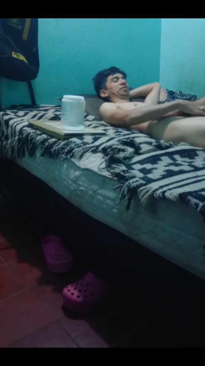 Fitcure1: Masaje medi: placer para un chico flaco