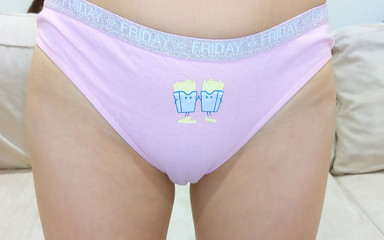 Wet ma panties: Gadis seksi di ruangan casting pertamanya dientot di kampus