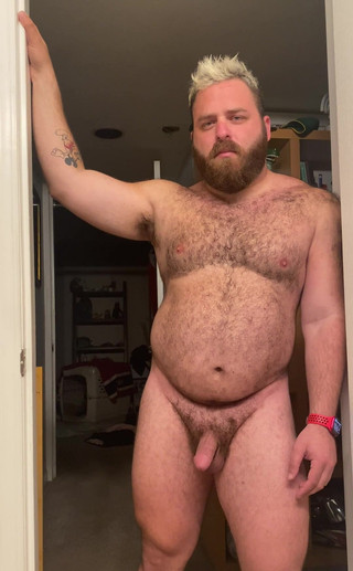 Huzzbearz: În culise. Am vrut să-l încarc aici și să vorbim despre asta