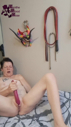 ZenitheBloodRose: Toy Time