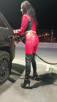 Tanken in Leder Und Boots