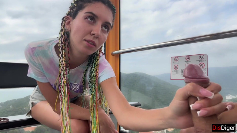Dis Diger: Otdoor bite s’exhibe sur la grande roue - un inconnu m’aide à éjaculer...