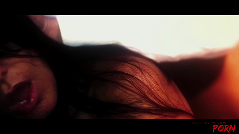 SaintPorn: नवविवाहित दुल्हनें छुट्टी पर एक दूसरे को खुश करती हैं