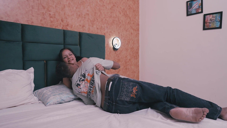 Glepaman: 義理の義理の兄が義理の義理の姉を幸せにした