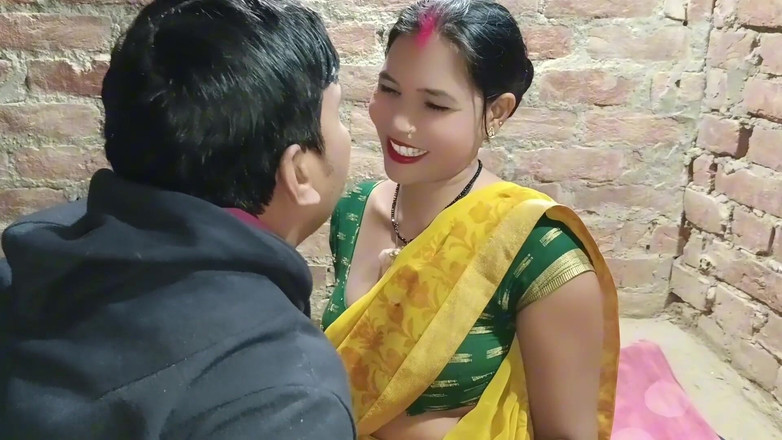 Renudbf: Suami mengongkek bhabhi desi India dara sebelum perkahwinannya begitu keras...