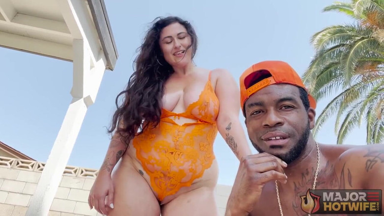 Rome Major Hot Wife: Rome Major Pounding Busty Wife Josie Jaxx by the Pool