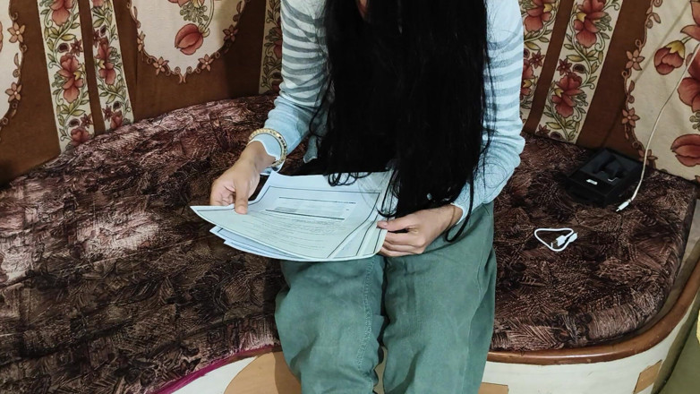 Annumastani: sharaarti kamsin ko kolej tichar aur haardakor dvara phansaaya gaya