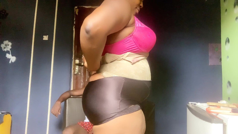 Enyival: Bersendirian di rumah dengan abang suami