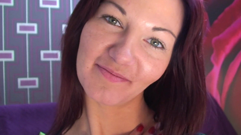 All Those Girlfriends: Horny MILF Vanessa Y and her hairy bush