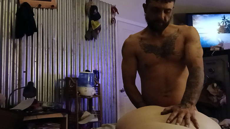 Skybay: Skye Baye используют введение в медленном любительском видео Anisleigh Williams