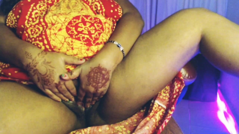 HotGirl21: Шоу киски сиськами.