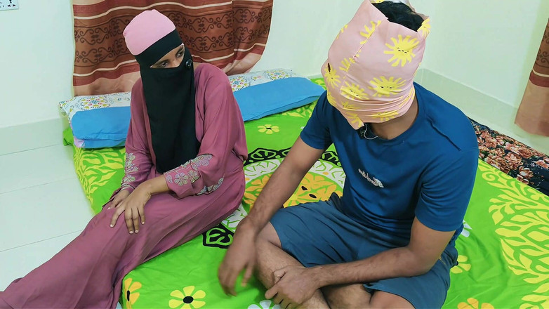 HottyKisku02: 내 방에서 내 여동생의 핫한 후장 히잡 친구 따먹기