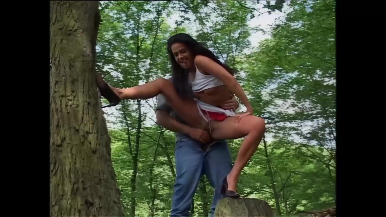 Erotic Planet X: Hot Babe Loves to Deepthroat and Squirt Piss in the...