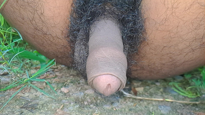 Desi_Porn_India: Desi Hot Gay Sikanie w dżungli w Solo.