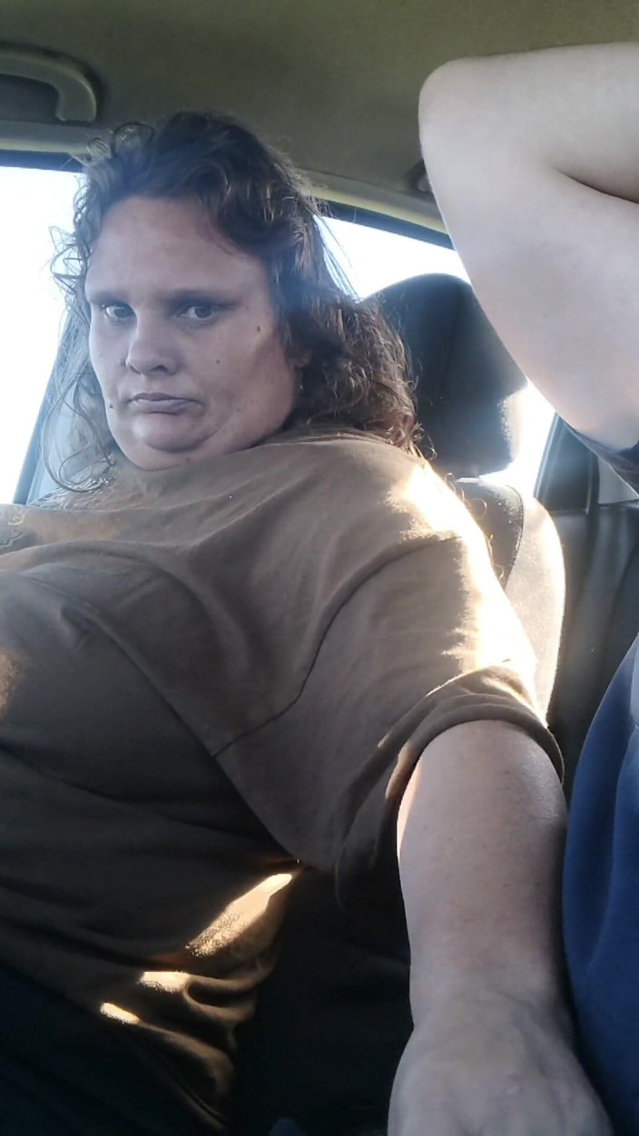 hothouse18xxx: Stacy Gave Jhonny a Kinky Handjob in His Car ( Dirty...