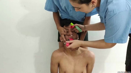 Selfgags femdom bondage: Kolej popular Hunk menjadi hamba banci si jalang oleh Evil...