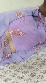 내 자지를 흔들면서 계모를 무의식적으로 따먹어
