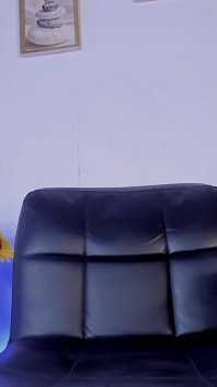 Xarabliz Stripchat Wanita Dominan Besar Membuatkan Anda Menyukai Zakar Besarnya