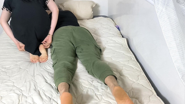 Arabic wife cuckold: Hai thanh niên từ Ả Rập Xê Út đụ một người phụ nữ...