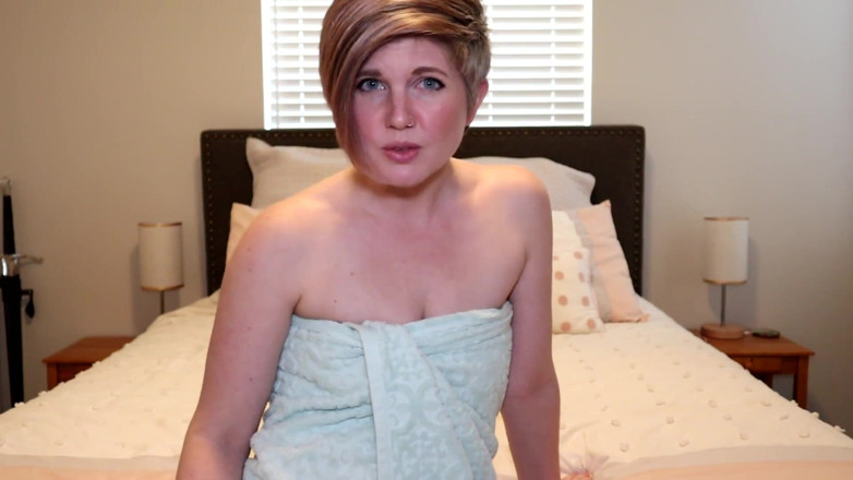 Housewife Ginger: Clean up That BBC Cum Inside Me