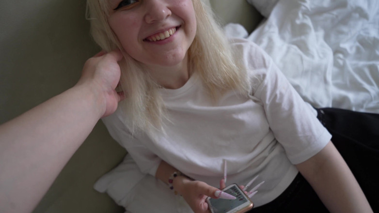 European Classics: Kate Ošklivá Blonďatá Teenagerka