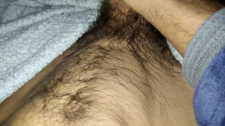 Elvissc: I Want Your Hand to Masturbate This Big Cock While...