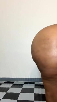 Jack off ke pantat besar saya yang mengetuai botak, episod 1054