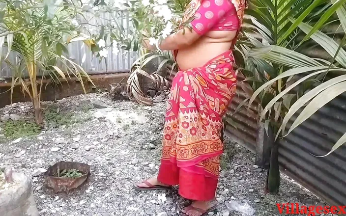 Villagesex91: Bengali Desi Bhabhi Outdoor Fuck