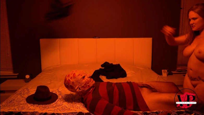 Victoria Peaks: Nightmare on Victoria Street