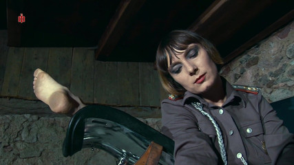 Inquisition and prison world: Clara - Aşırı muamele