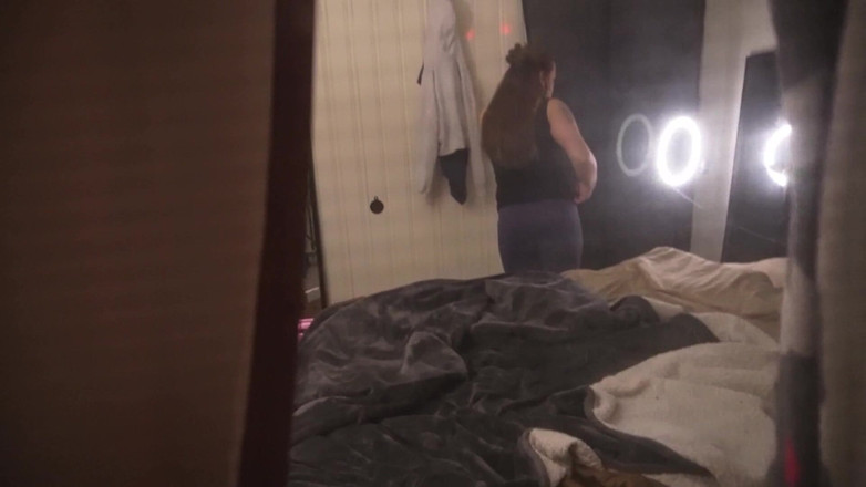 Kayleigh Reid: PAWG MILF Used by Peeper