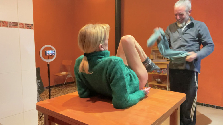 Cristina Sauvage: L’amour sur la table de la cuisine - Wildspaincouple