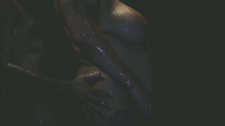 Harry River: Shared Shower