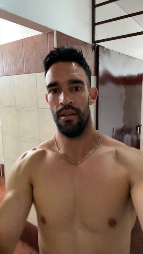 Paul Williams: Nackt durch die Umkleideräume des Fitnessstudios laufen