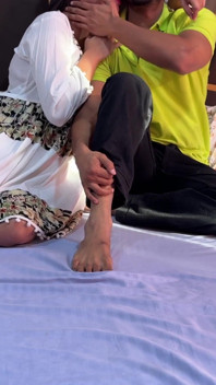 Sali manipuliert, wie sie ihre ehefrau ist und von seinem jija ji desi dorfmädchen hart gefickt